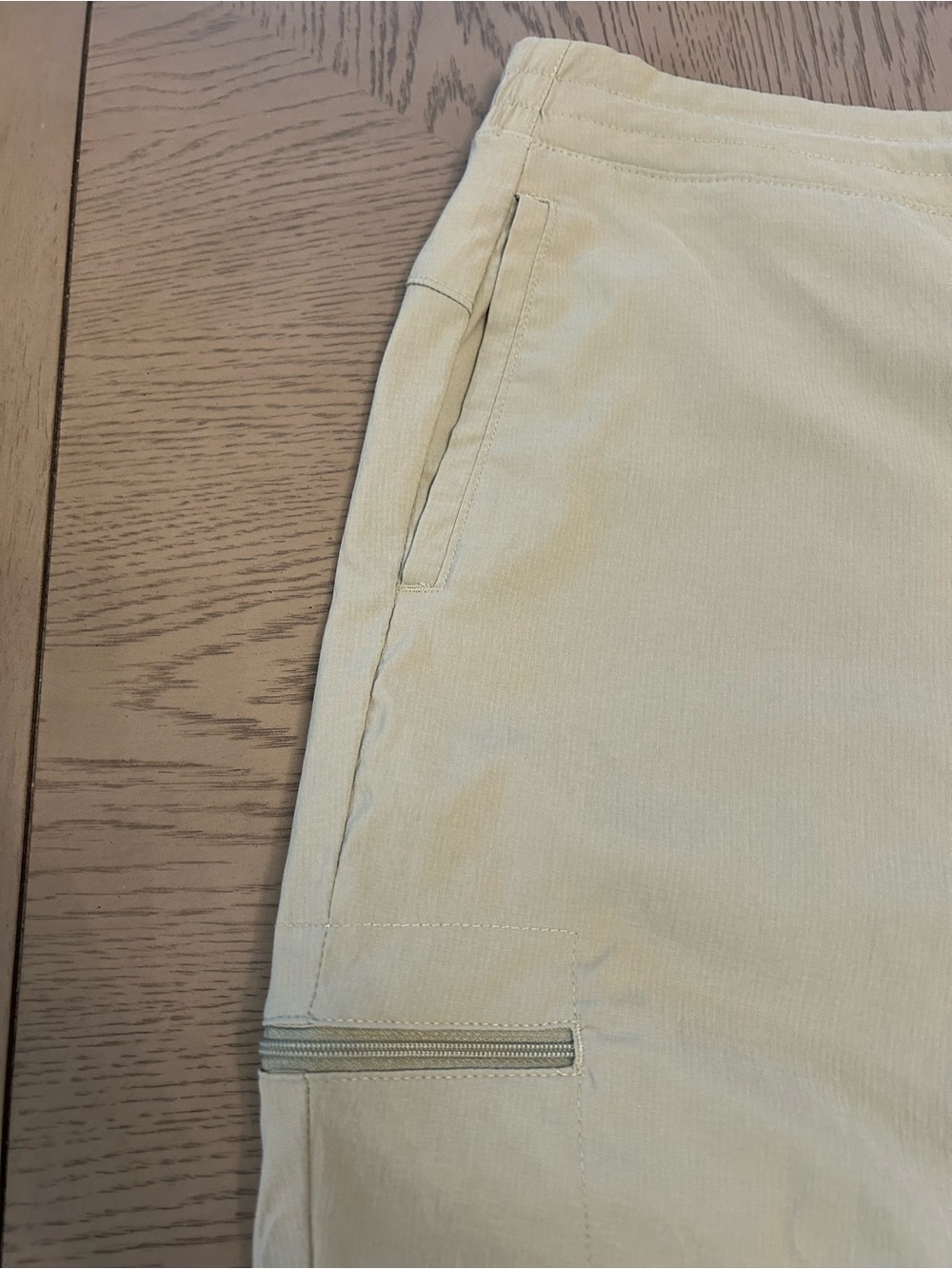 Columbia Women's Khaki Active Joggers XL - Picture 4 of 8